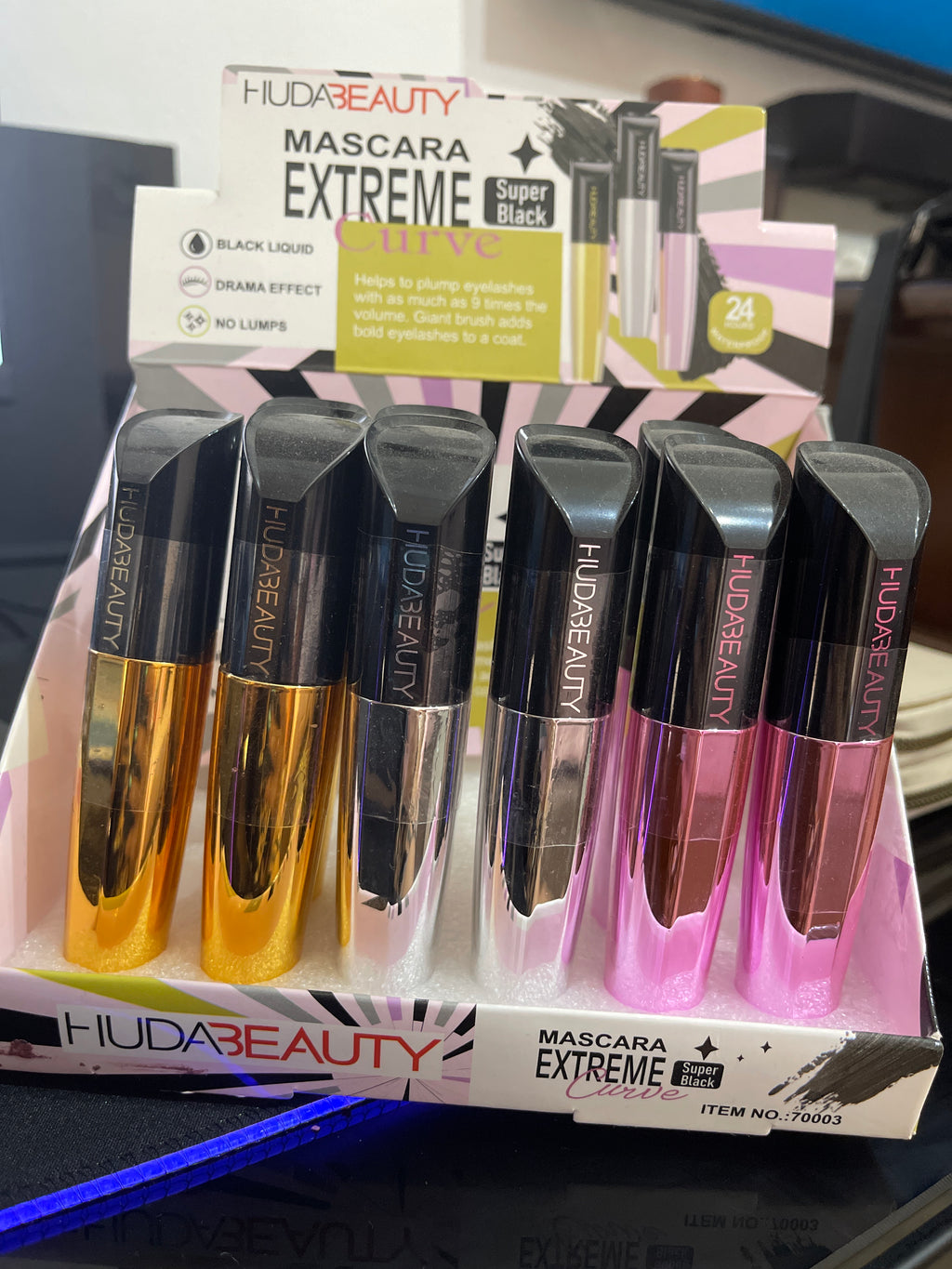 Mascara Volumizzante Extreme Curve – Effetto Ciglia Finte Super Black