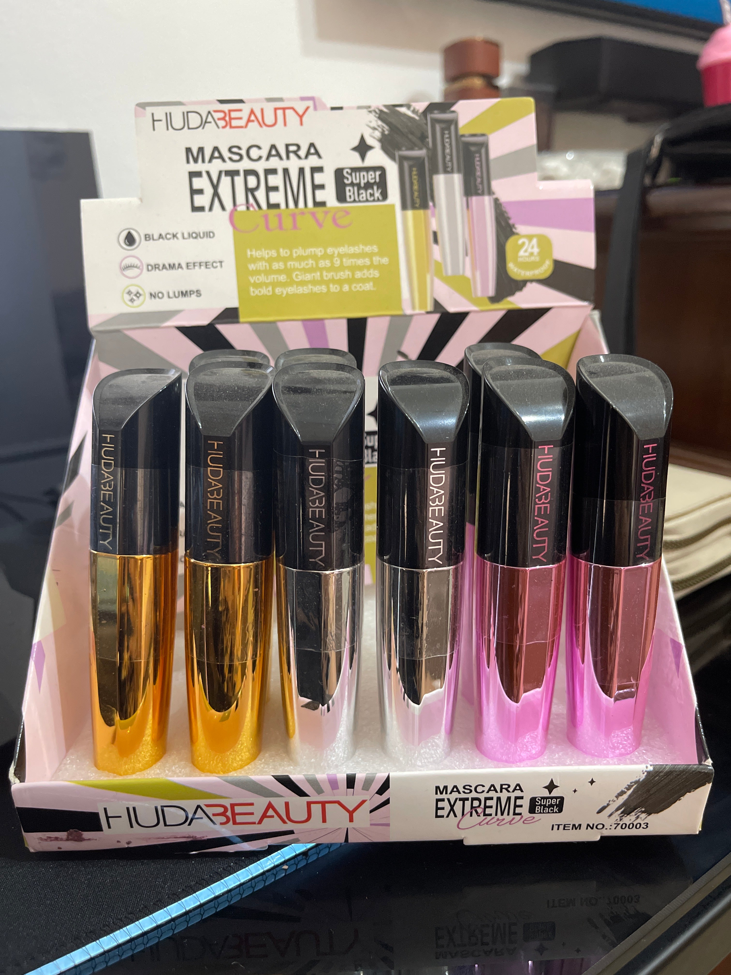 Mascara Volumizzante Extreme Curve – Effetto Ciglia Finte Super Black